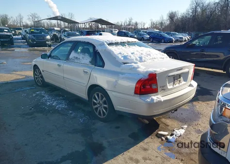 2005 Volvo S80 2.5T from USA, damaged, VIN YV1TS592751401498